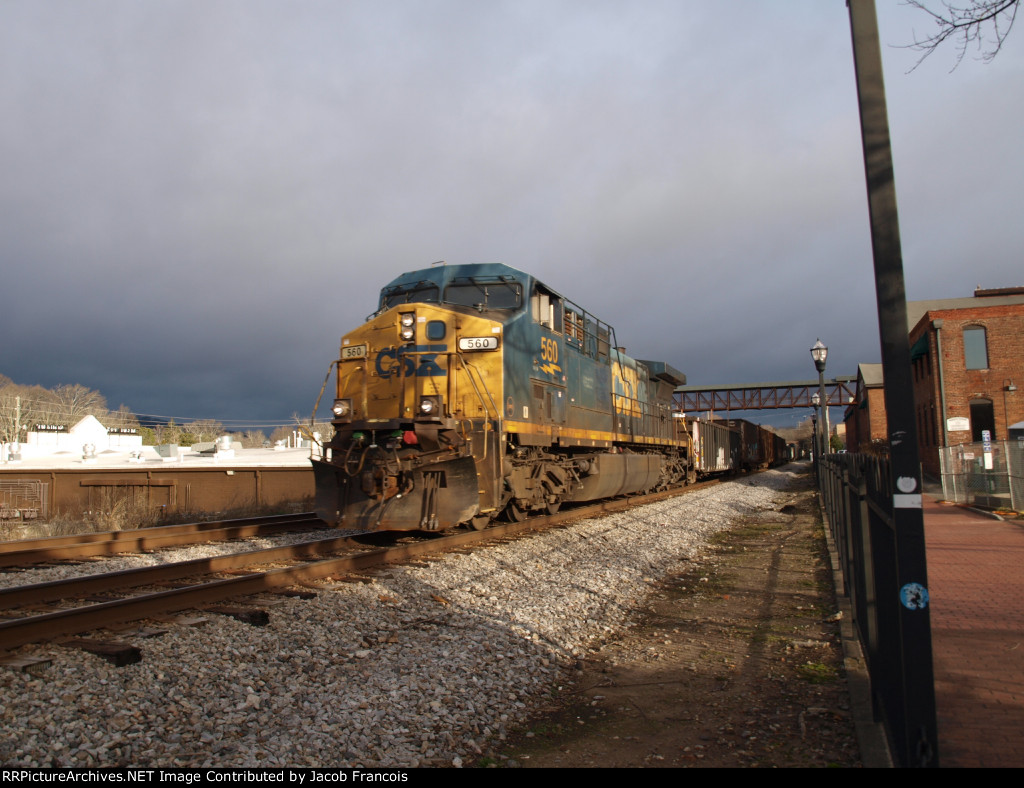 CSX 560